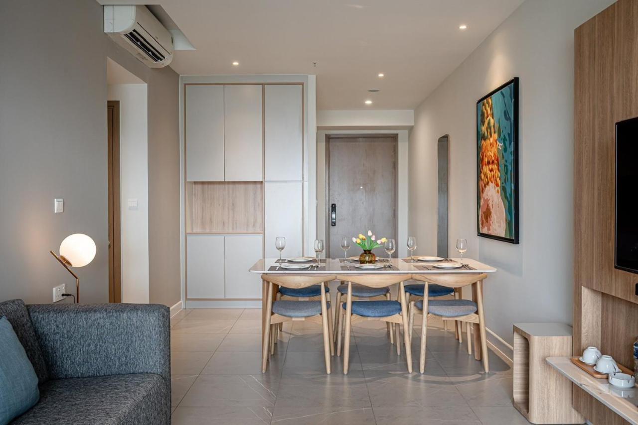 Zenity Apartel Dist 1 By Ssens Homes *