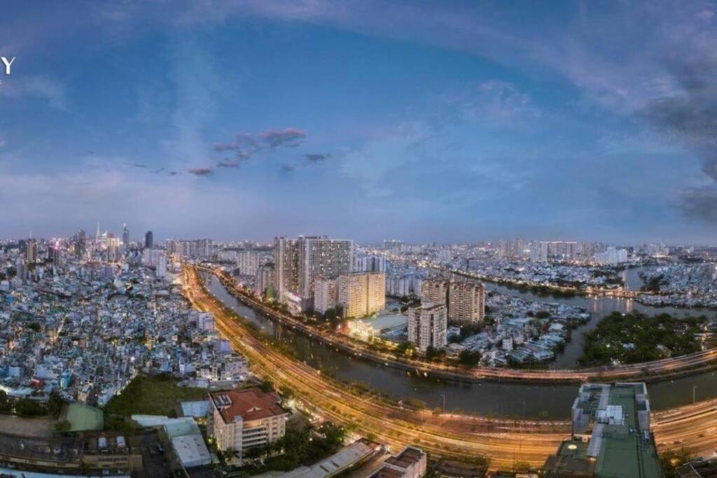 Zenity Apartel Dist 1 By Ssens Homes Appartement