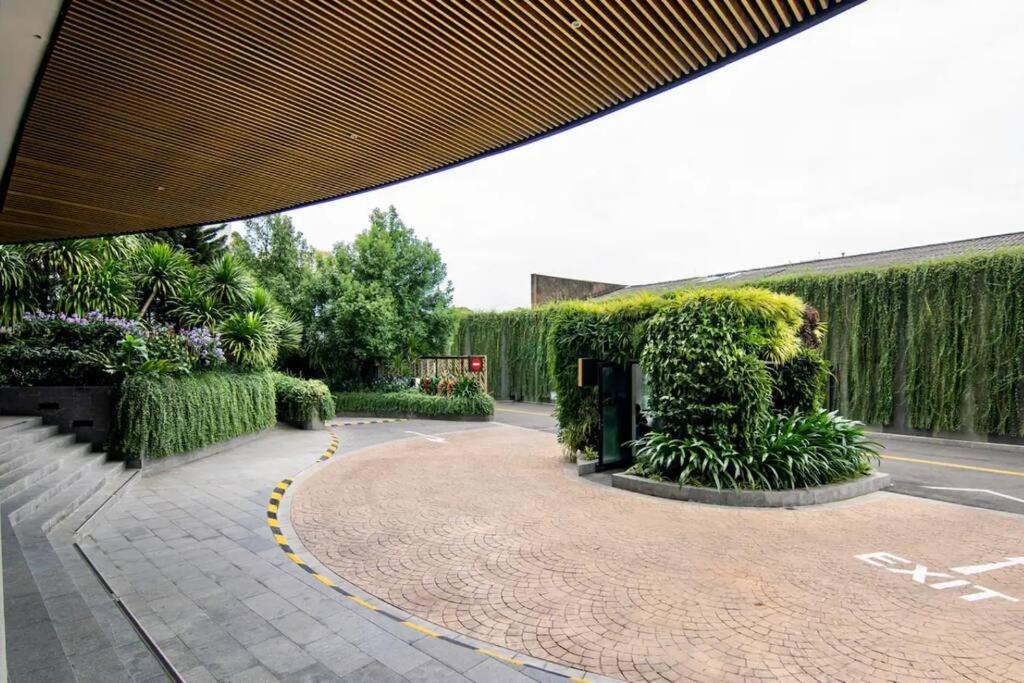 Zenity Apartel Dist 1 By Ssens Homes Appartement *
