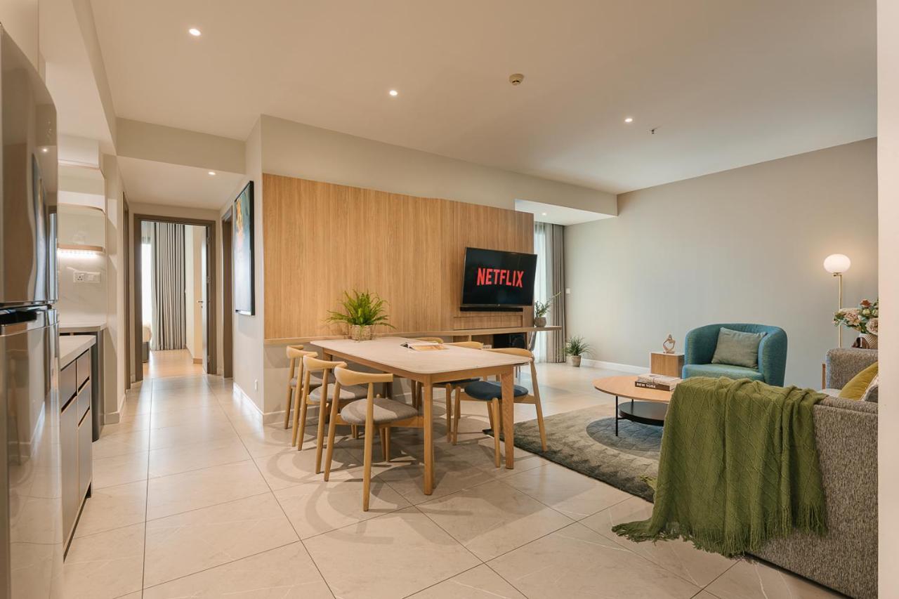 Zenity Apartel Dist 1 By Ssens Homes